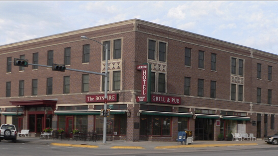 Arrow Hotel