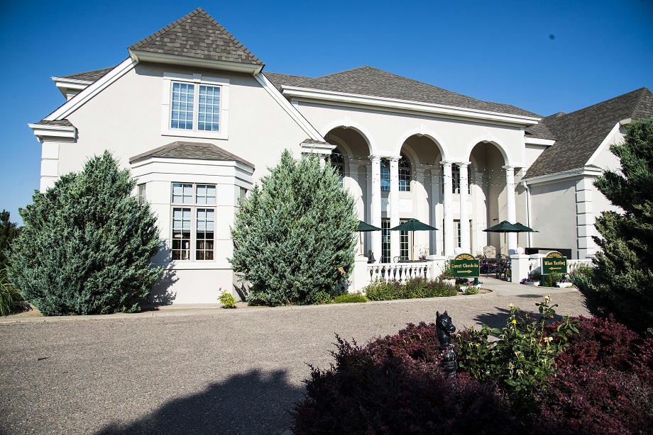 Claremont Inn & Winery