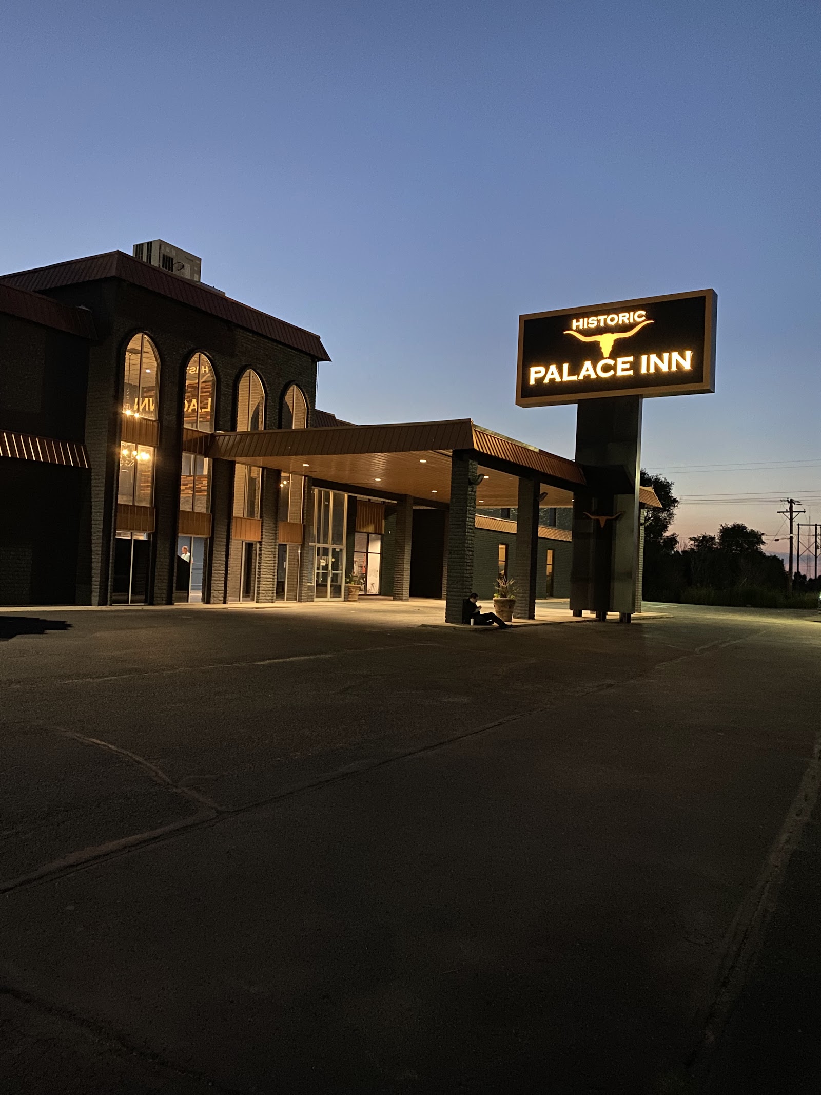 Historic Cow Palace Inn