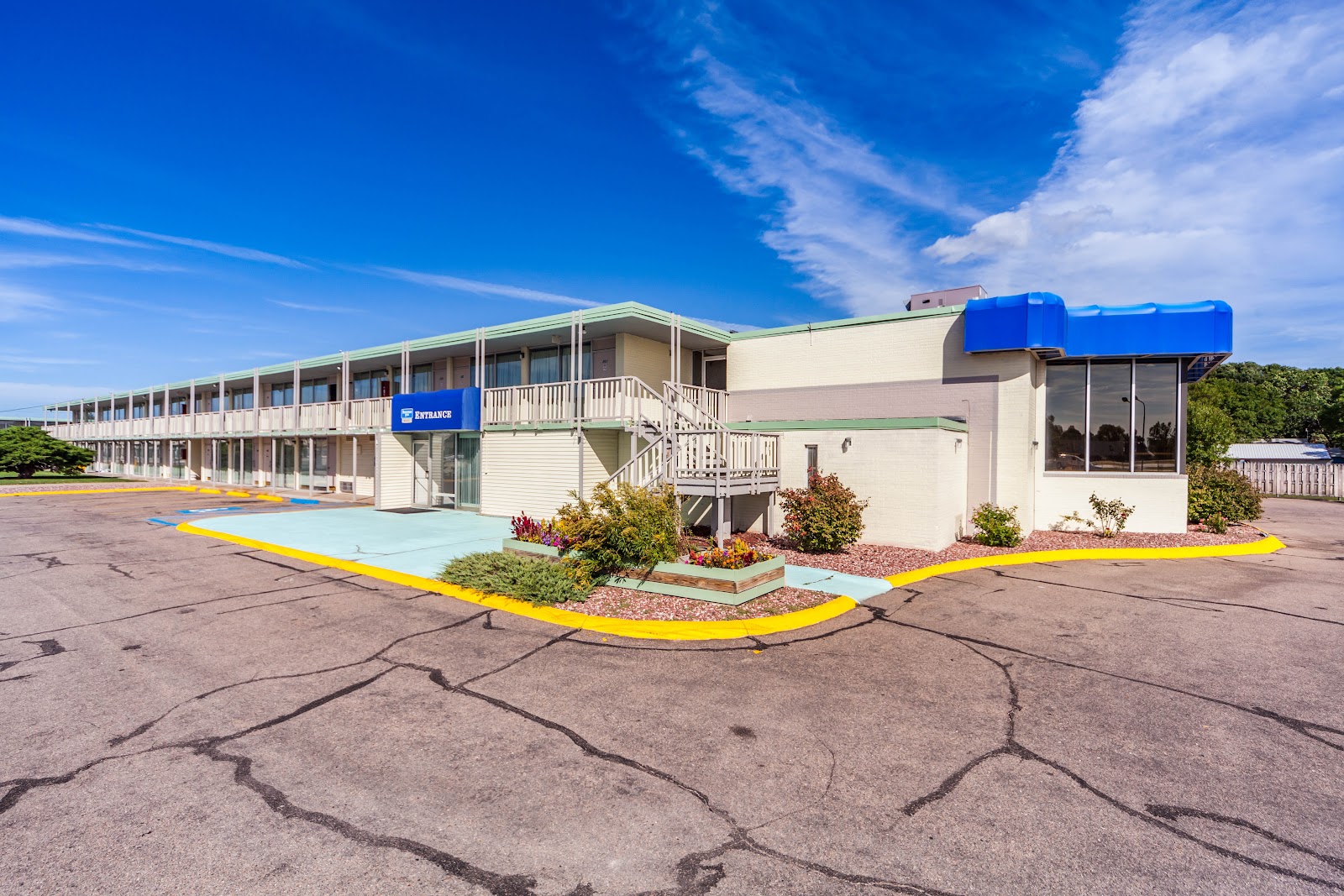 Hospitality Inn & Suites