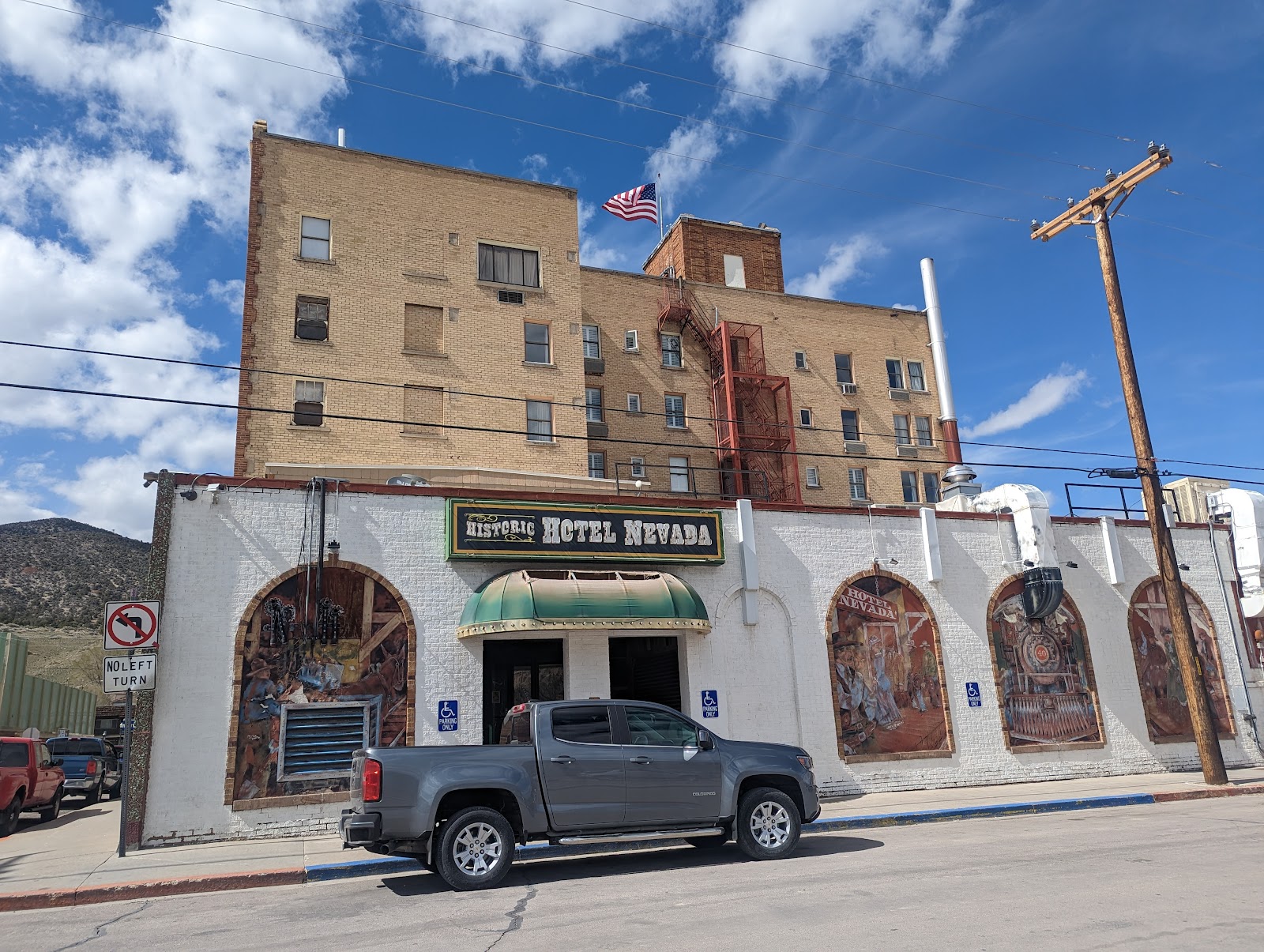 Hotel Nevada & Gambling Hall