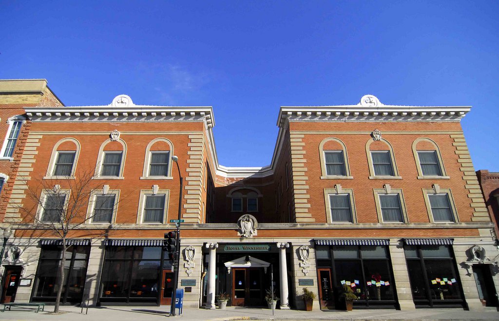 Hotel Winneshiek