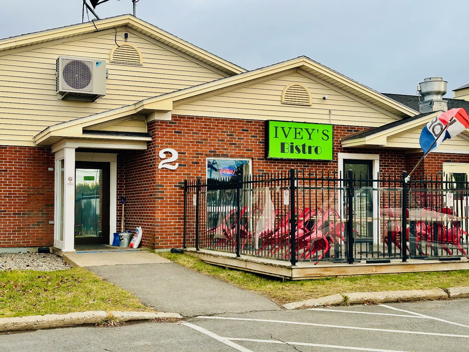 Ivey's Motor Lodge