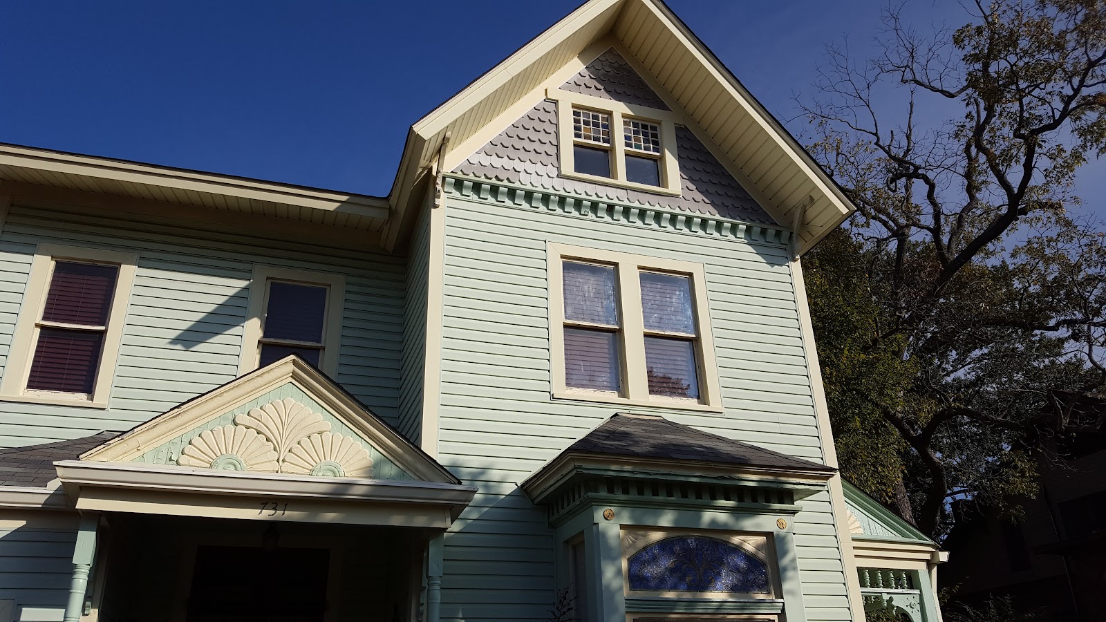 Magnolia House Bed & Breakfast
