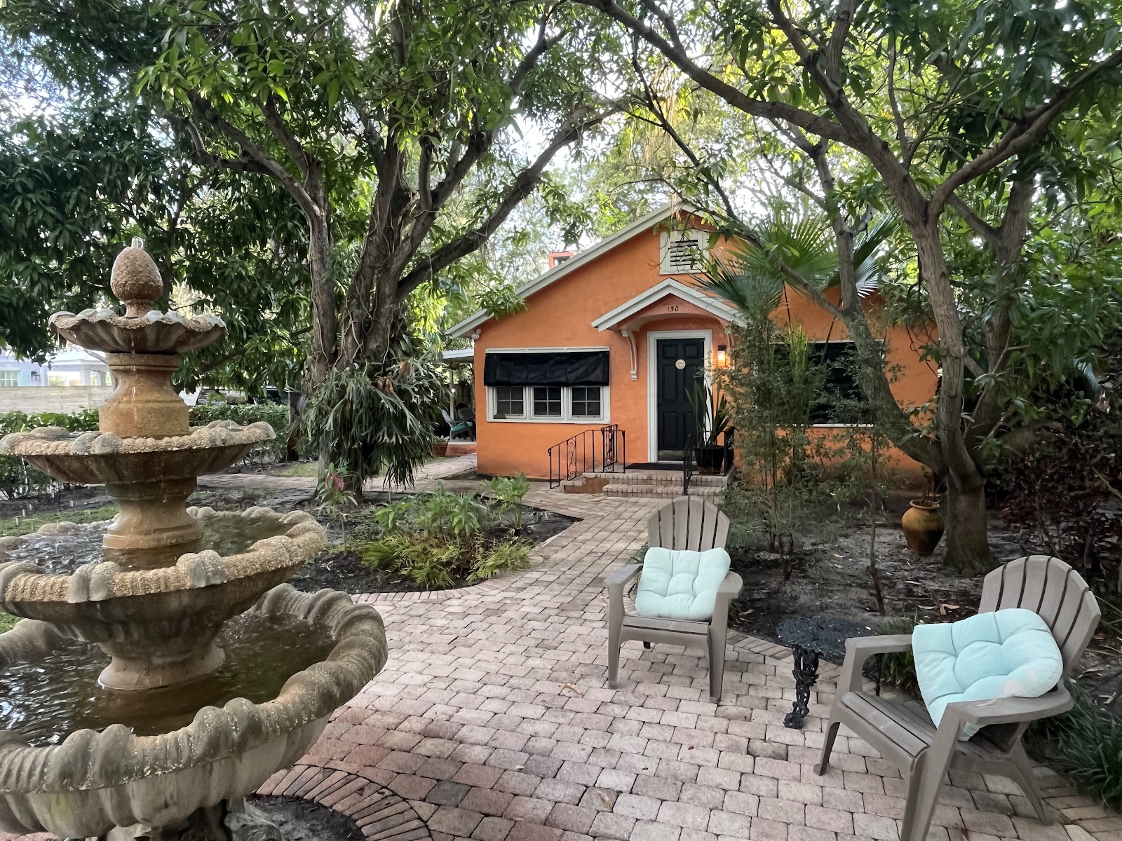 Mango Inn Bed & Breakfast