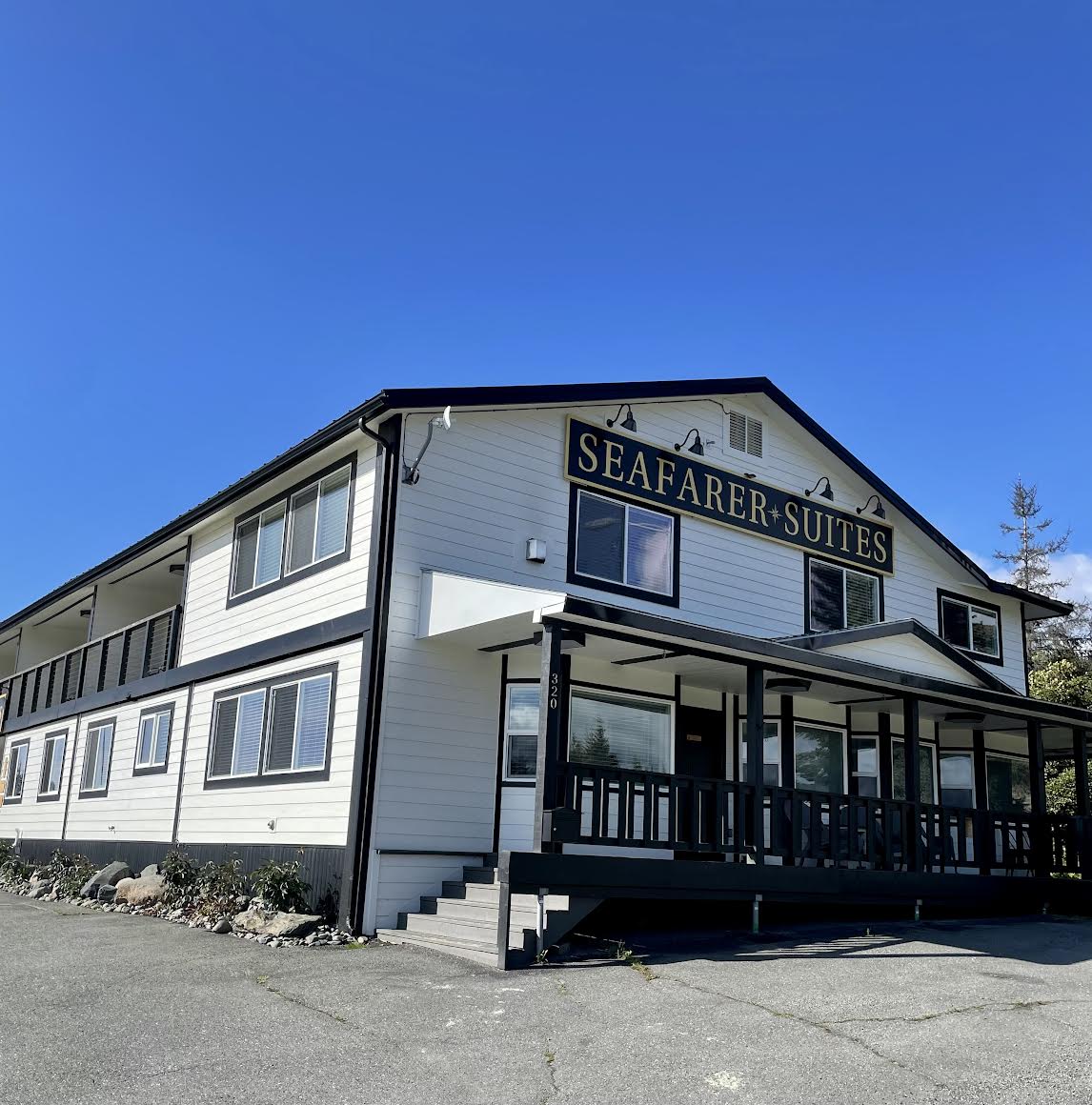 Seafarer Suites