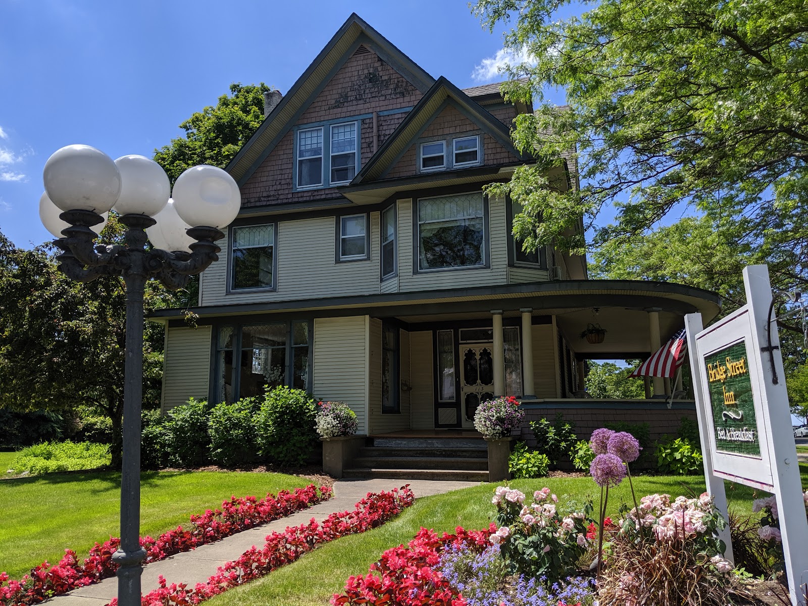 The Bridge Street Inn