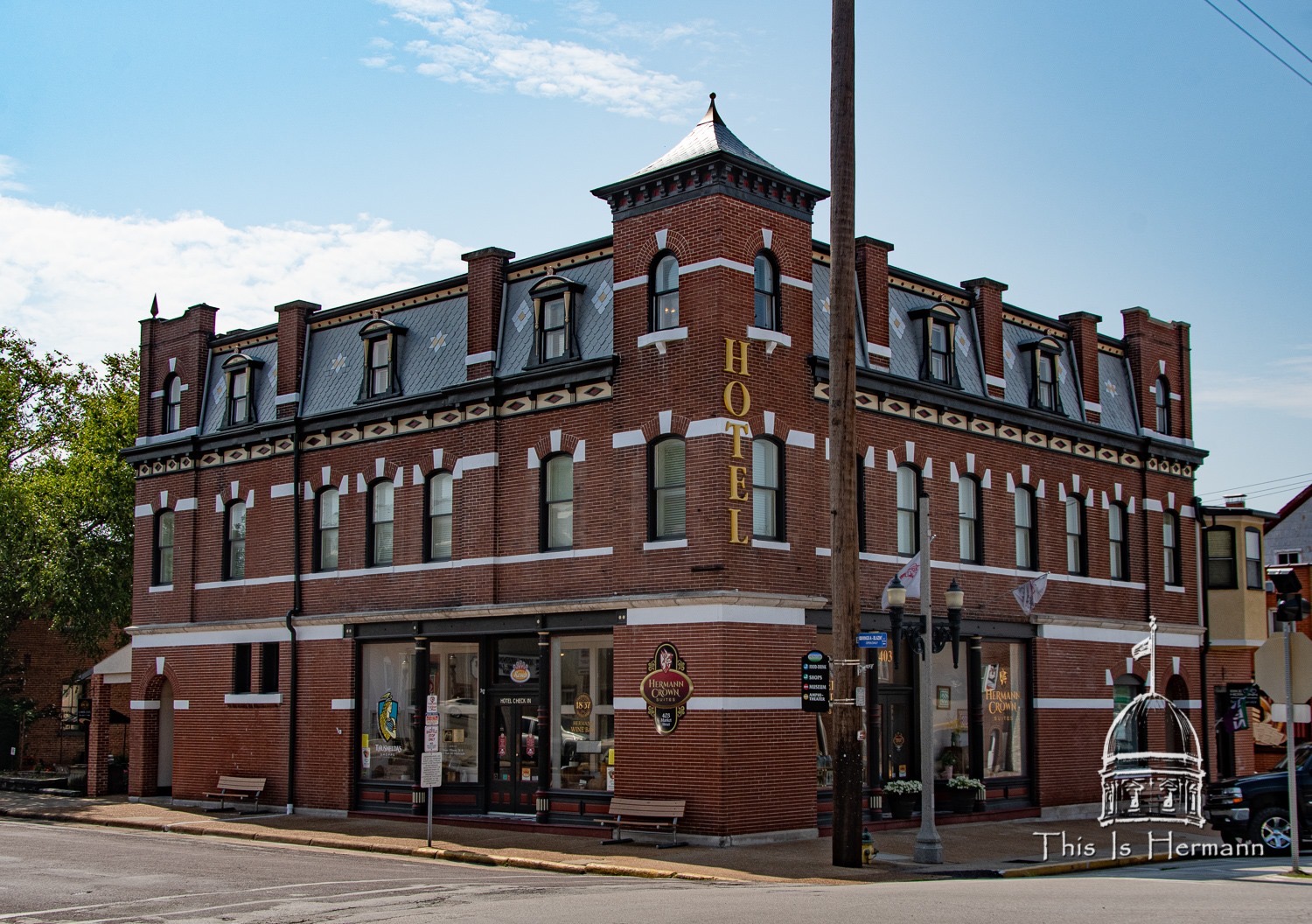 The Hermann Crown Suites