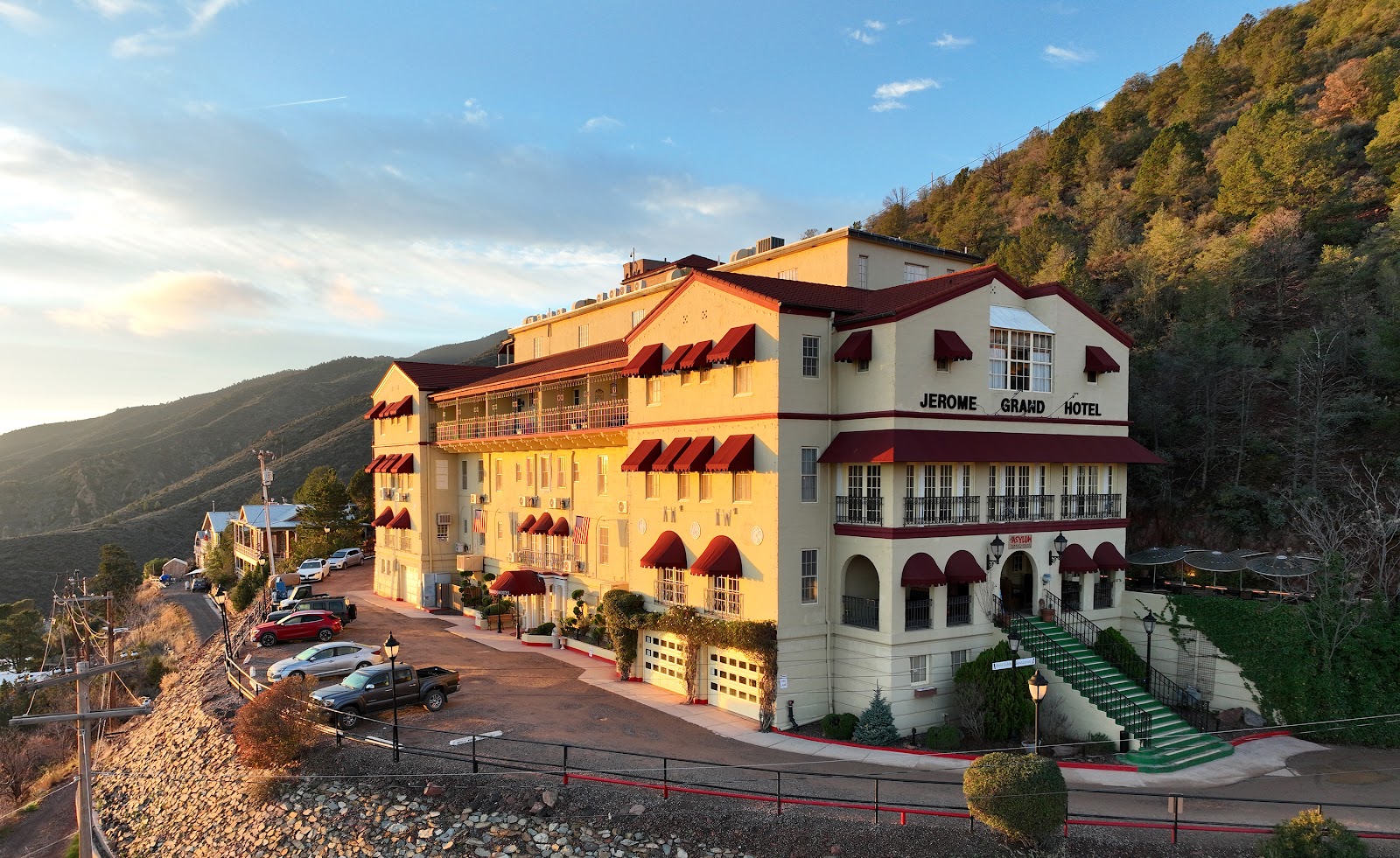 The Jerome Grand Hotel