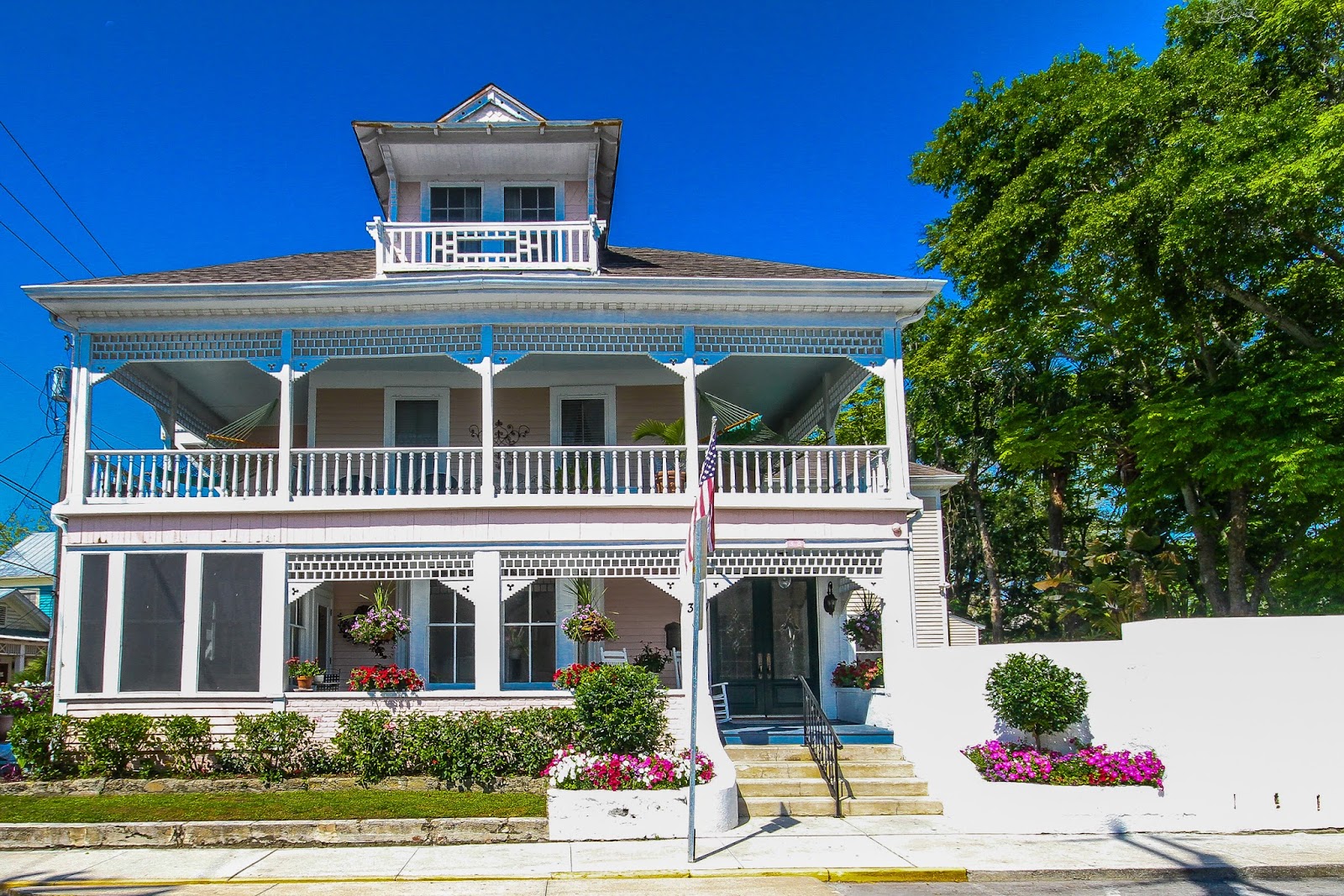 The Kenwood Inn