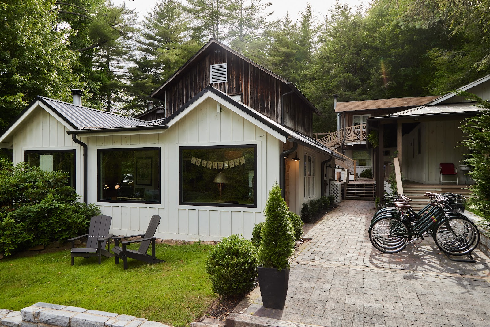 The Outpost Inn