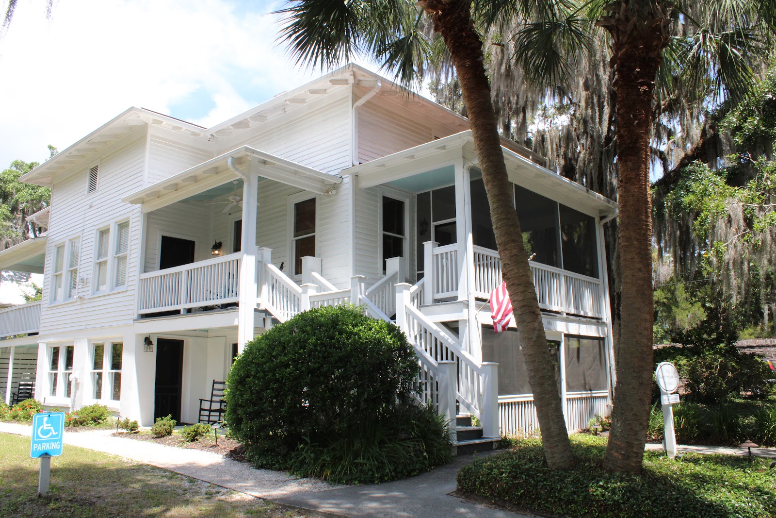 The Rhett House Inn